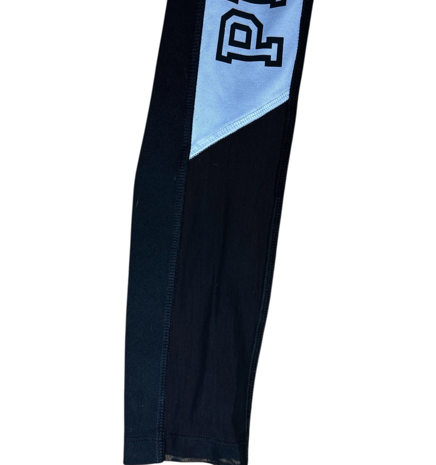 Victoria's Secret PINK Ultimate Yoga Legging Black/White Logo size x small 3