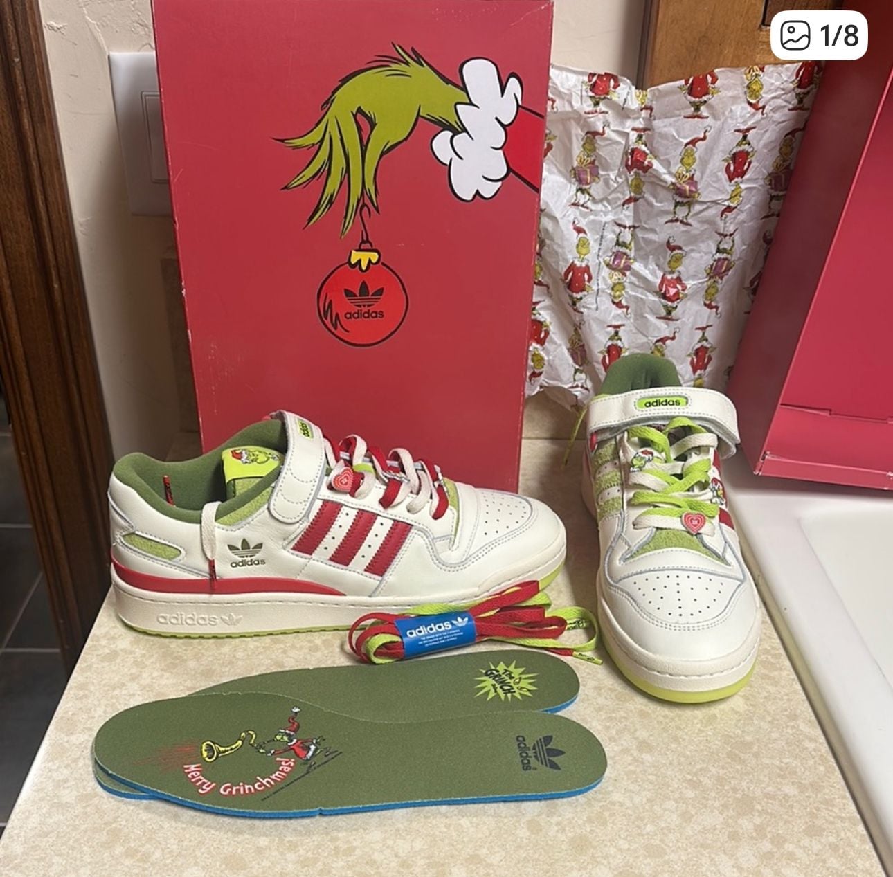 Adidas Forum Low x The Grinch Cream White Collegiate Red Solar Slime ID3512 1