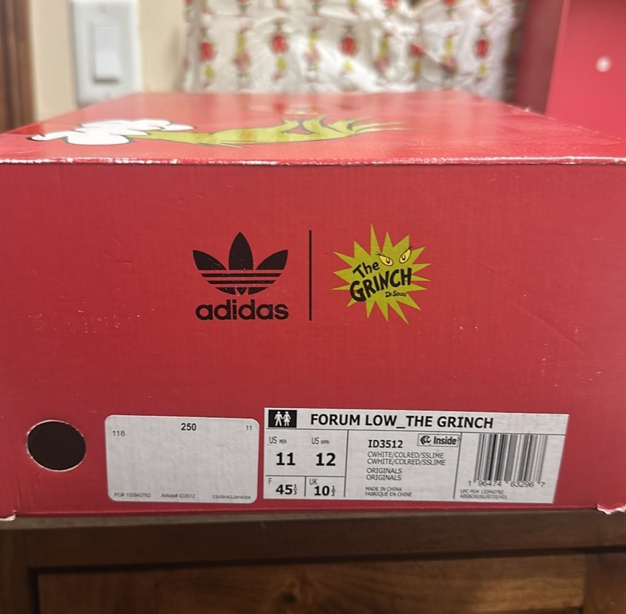 Adidas Forum Low x The Grinch Cream White Collegiate Red Solar Slime ID3512 6