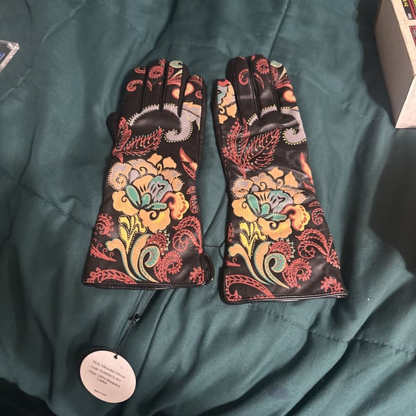 Dupatta Fiona Metallic Printed Leather Gloves