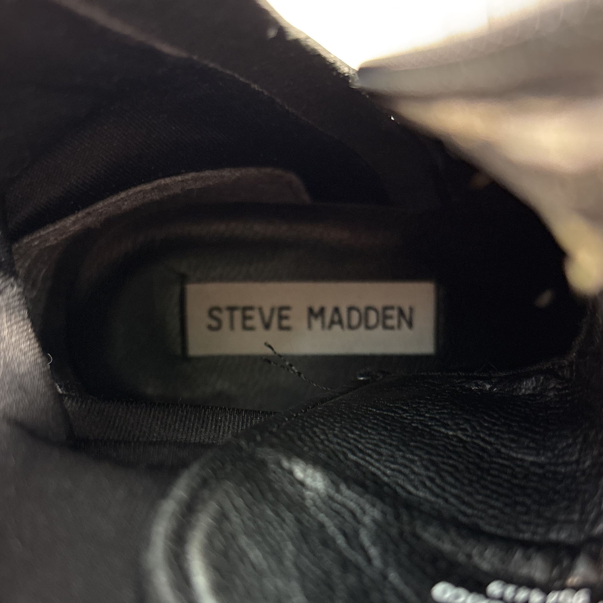 Steve Madden Tornado Combat style Boots Black Leather Lace-Up Size 6 EUC 11