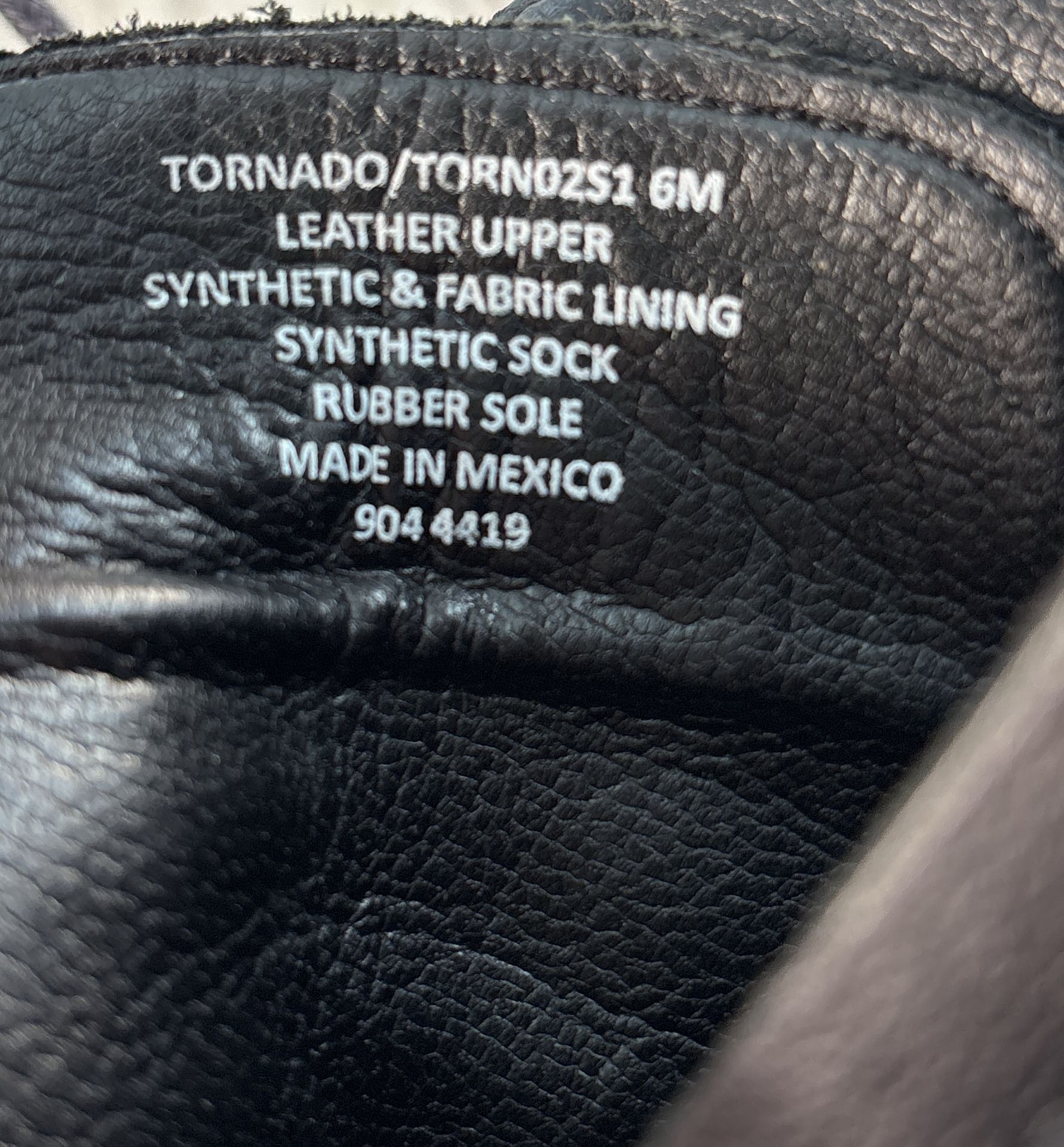 Steve Madden Tornado Combat style Boots Black Leather Lace-Up Size 6 EUC 12