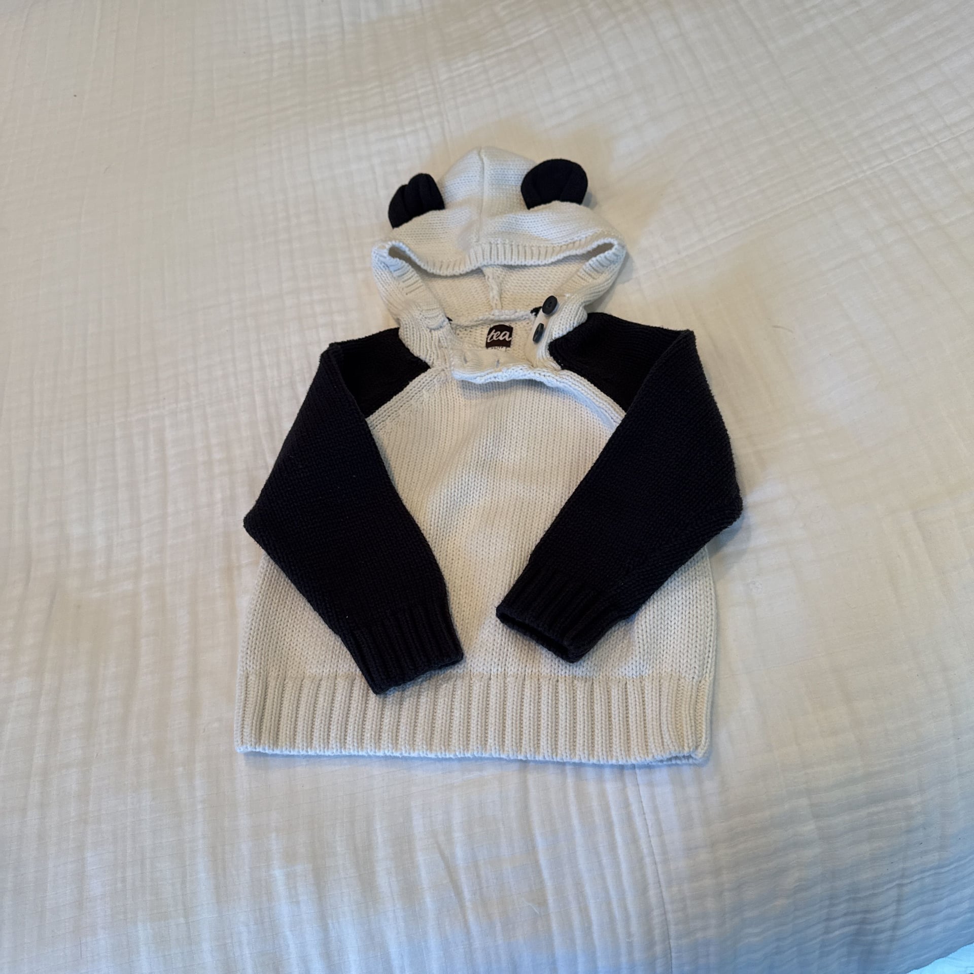 Tea Collection Panda Hooded Baby Cardigan Sweater Size 2/3 Toddler 4