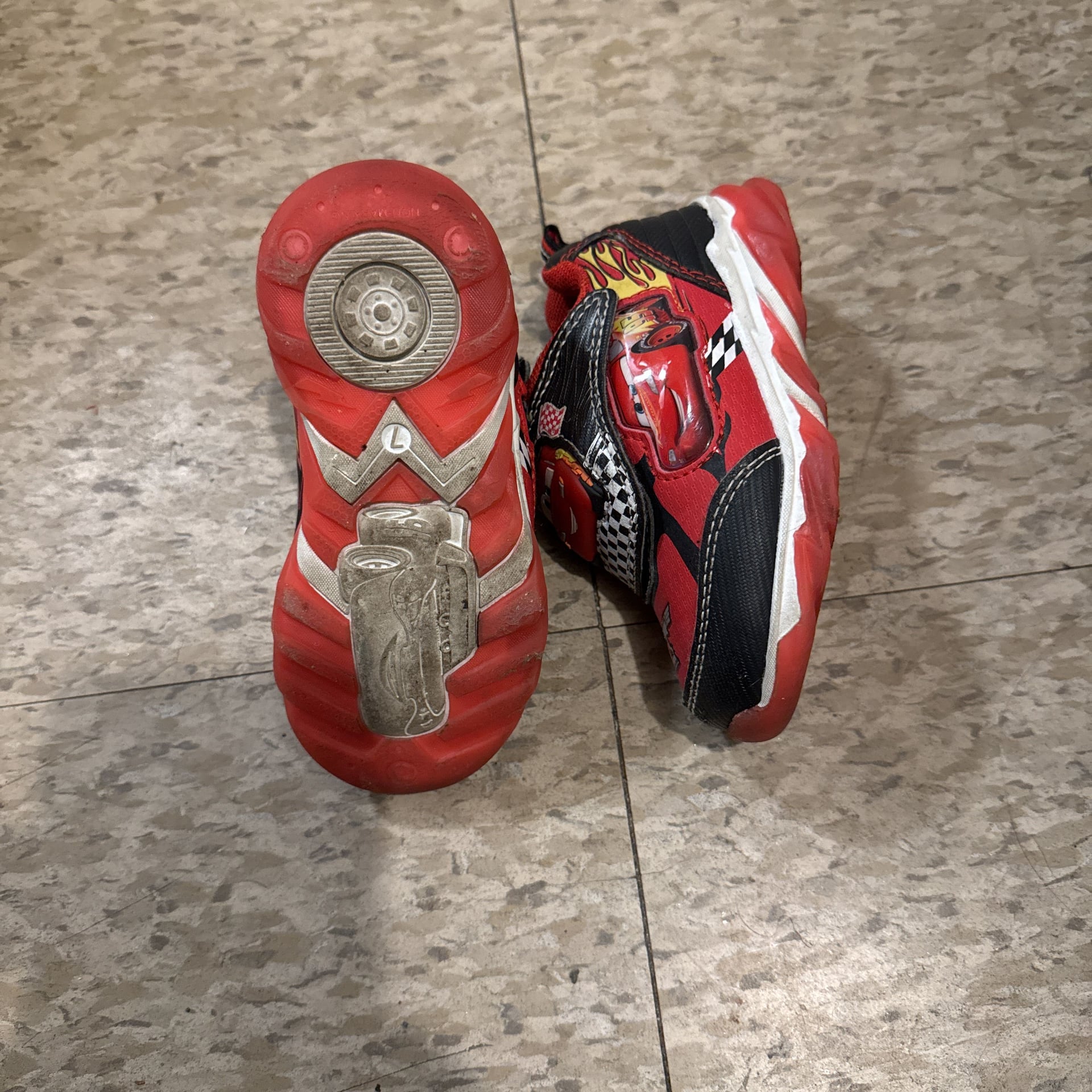 Disney Pixar Cars Lightning McQueen Toddler Boys Light-Up Athletic Sneakers 5