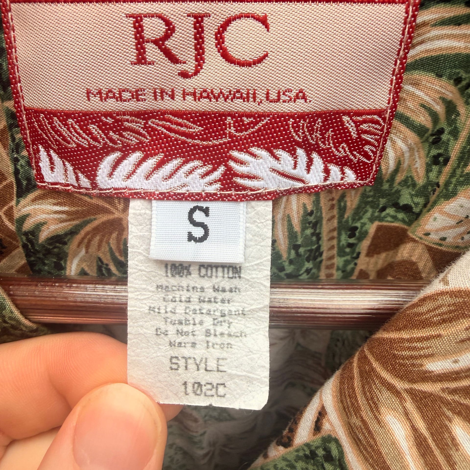 RJC Men's Hawaiian Tapa Honu Mosaic Cotton Aloha Shirt Made in Hawaii 4