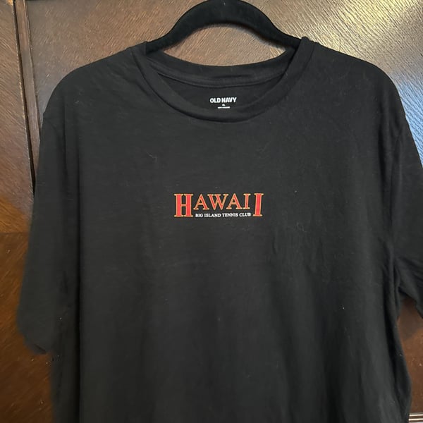 Old Navy Hawaii Tennis T-shirt (XL)