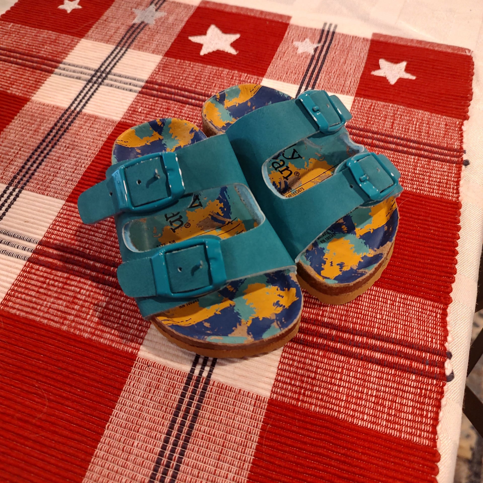 Lily & Dan Toddler Blue Galaxy/Space Print Double Buckle Footbed Sandals 4
