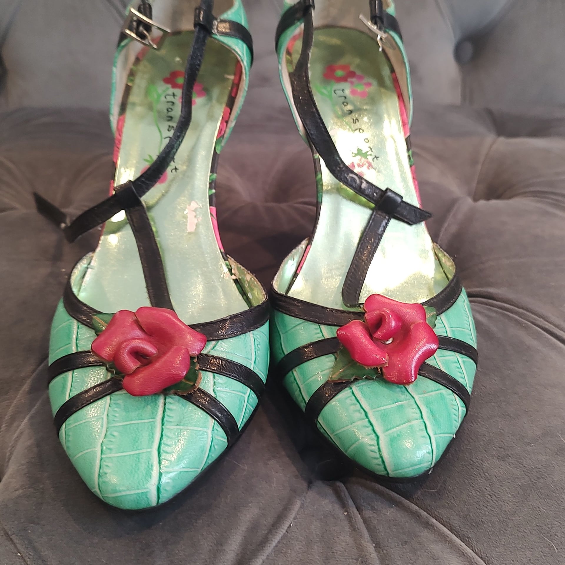 Vintage Green Rose Floral Lace Bow Heels 2
