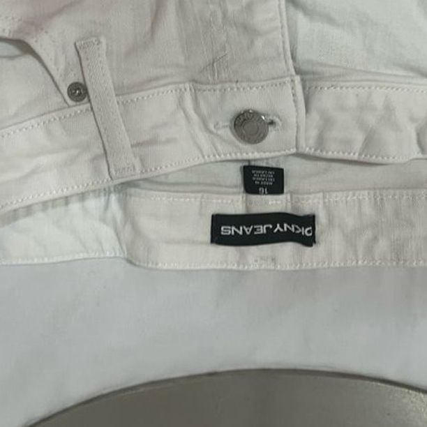 White DKNY Bermuda Shorts SZ 16 6