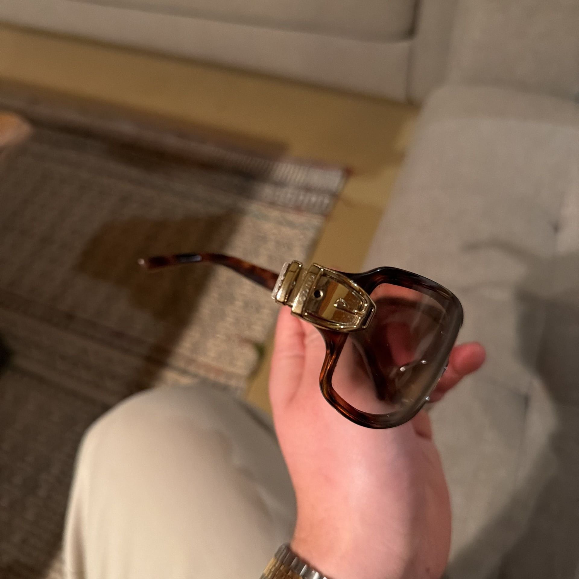 Vintage Gucci GG 2590/S Tortoise Shield Sunglasses with Gold Belt Buckle Logo 8