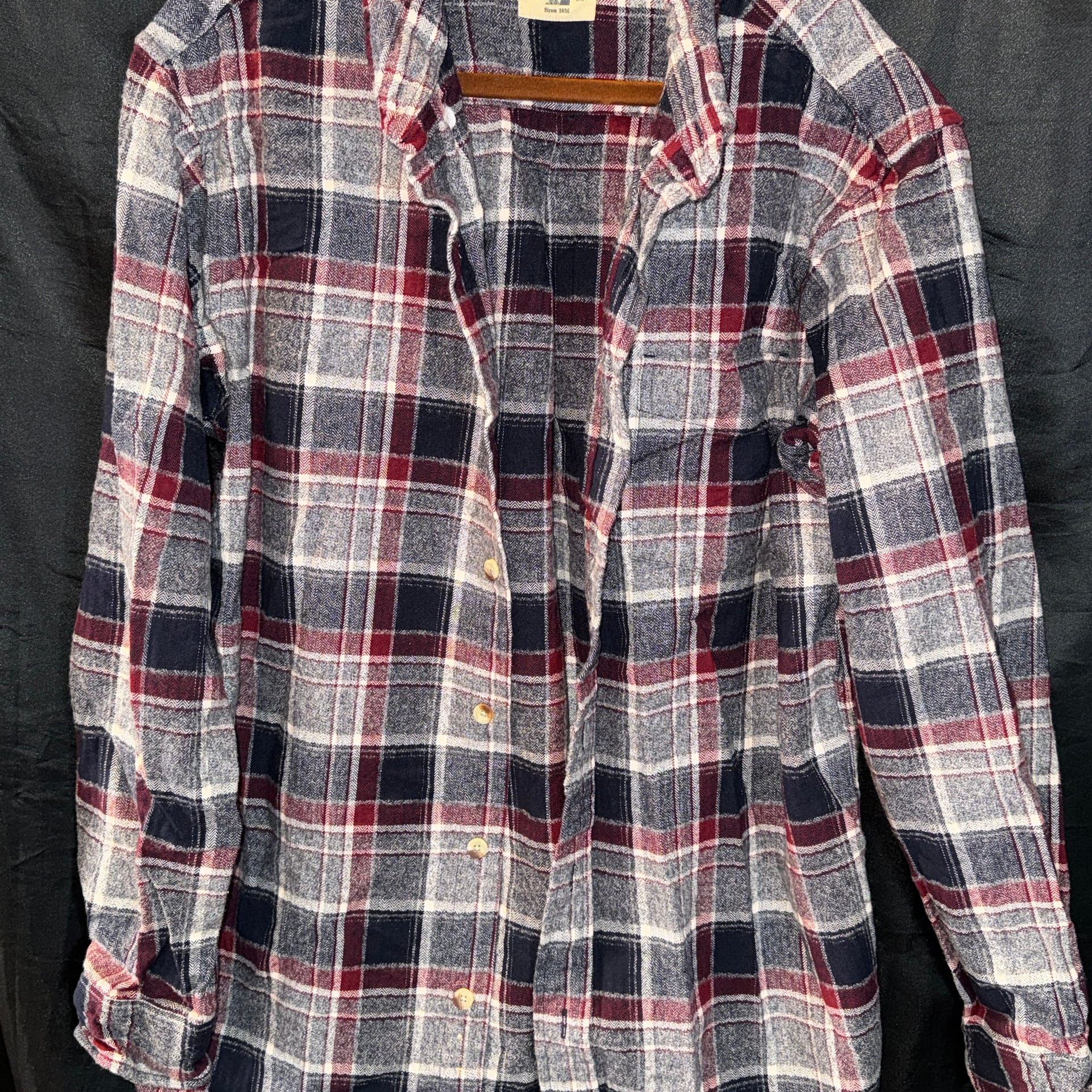 Red Head Brand Co. Men's Blue and Red Plaid Long Sleeve Button Down Flannel Shirt 4