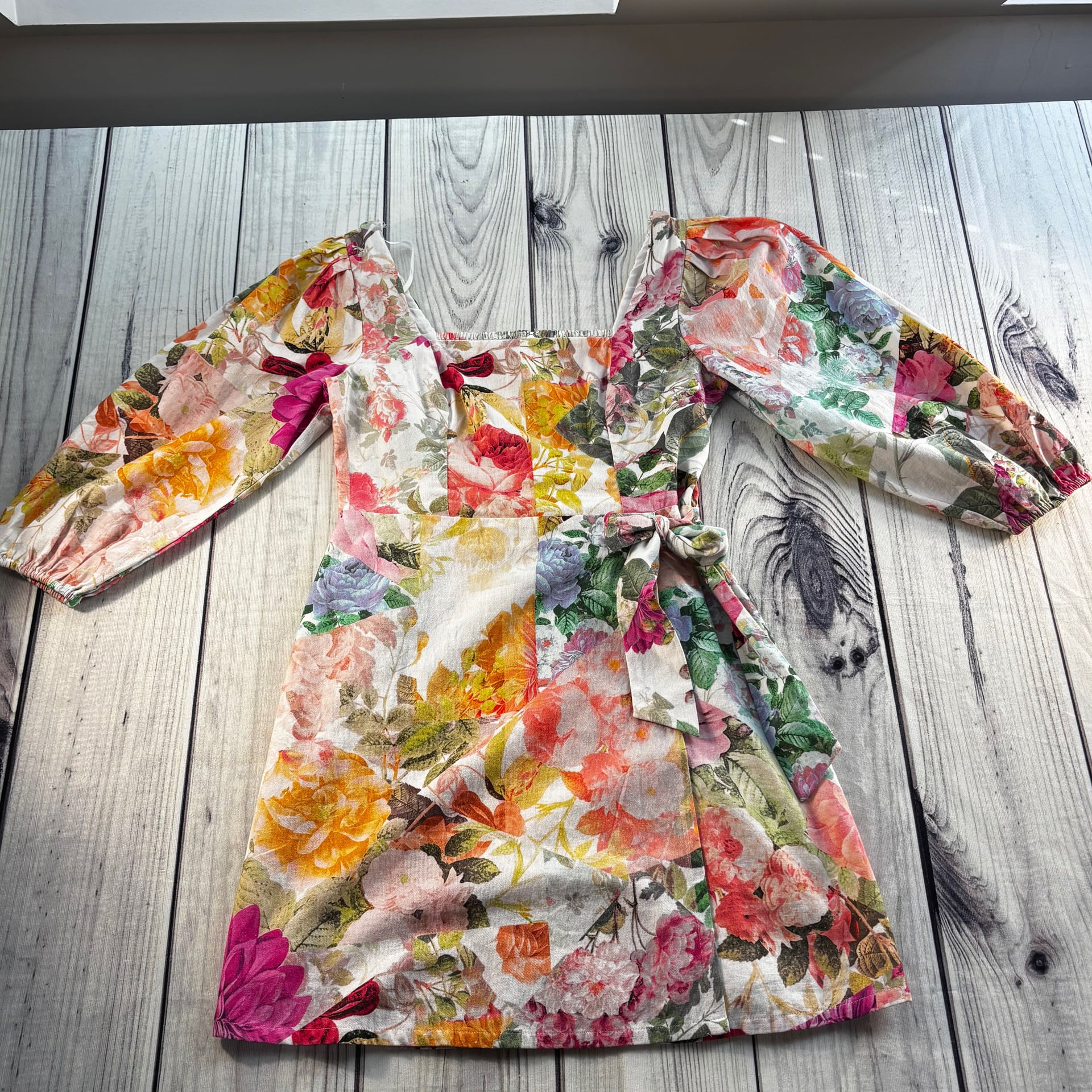 Vince Camuto Floral Print Boho Square Neck Wrap Mini Dress Linen blend Size 8 5