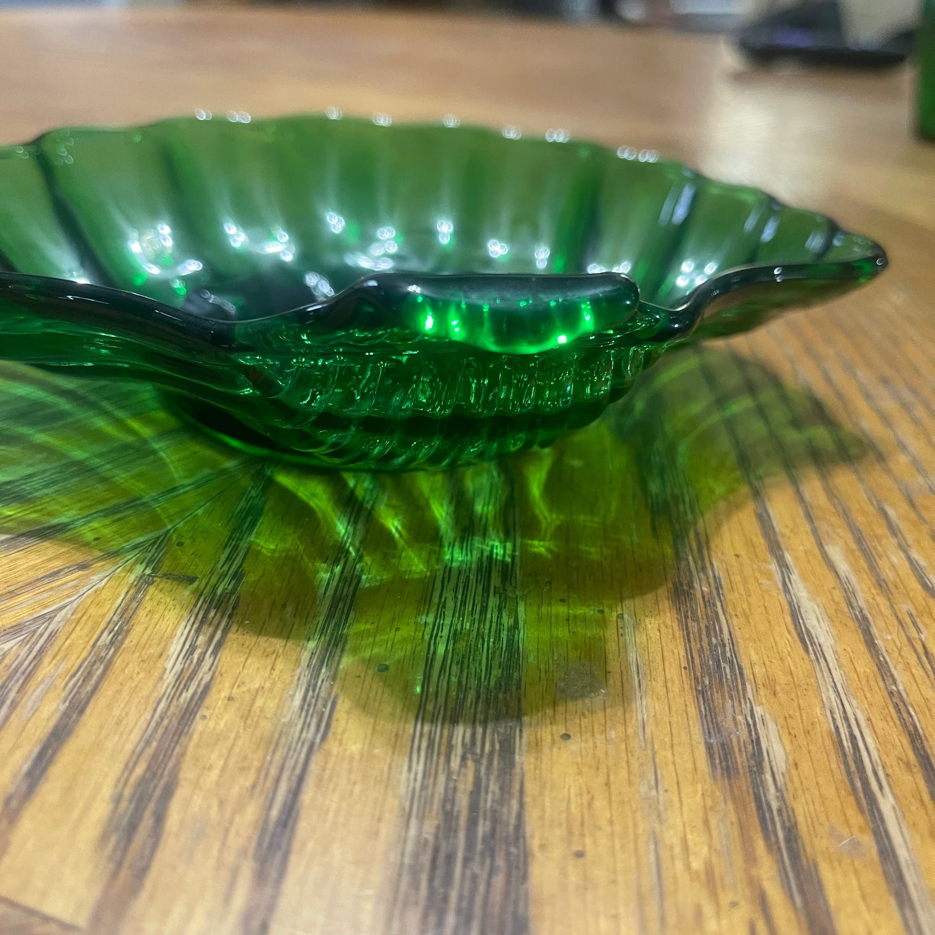 Vintage Anchor Hocking Forest Green Glass Shell Shaped Dessert Bowl Candy Dish 3