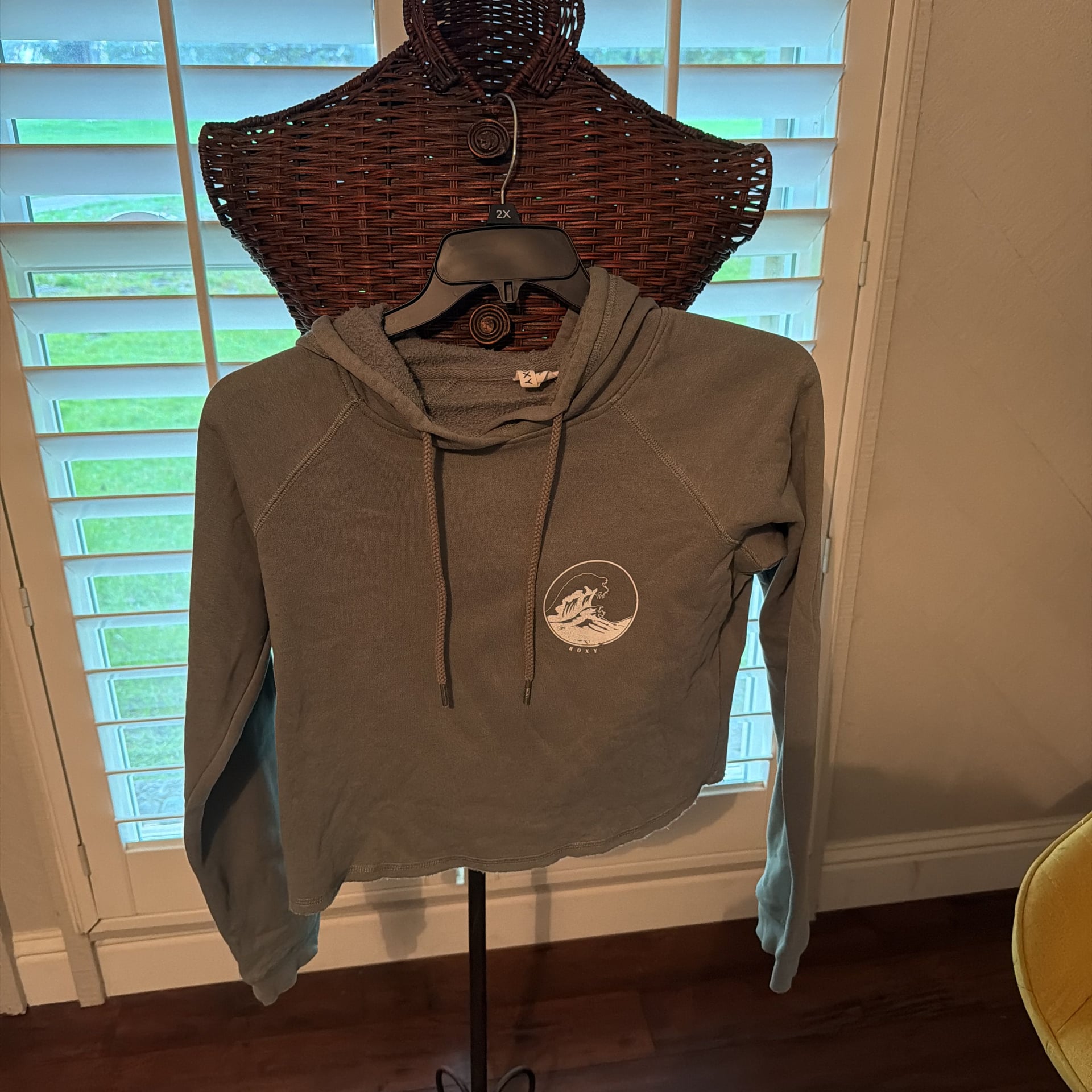Roxy Great Wave green hoodie 2