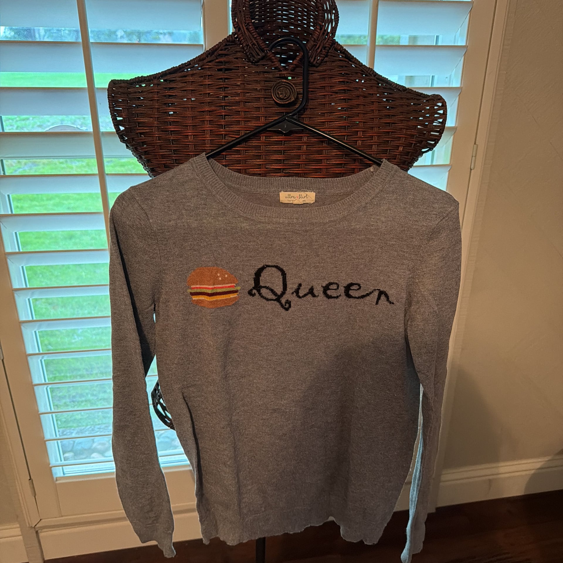 Ultra Flirt Burger Queen Gray Graphic Knit Sweater 2