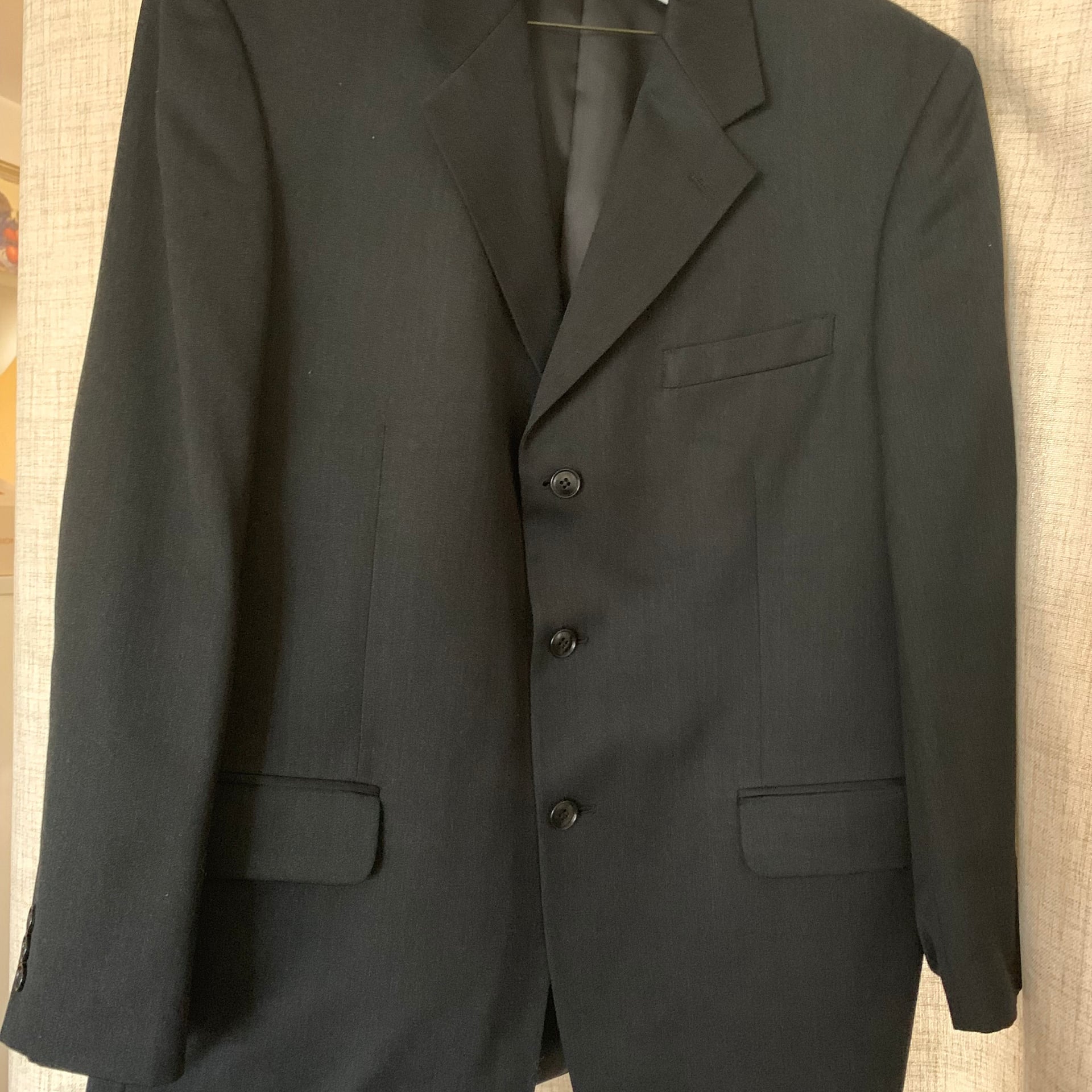 Albert Nipon Man Dark Grey Suit 1