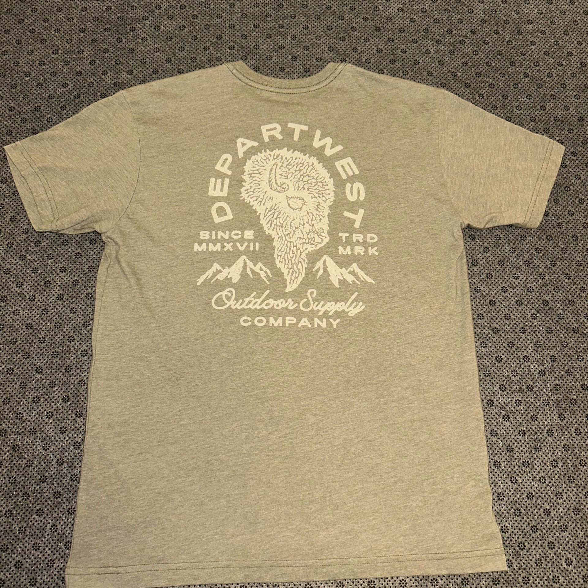 Departwest Gear Graphic Tee T-Shirt Large Light Heather Grey 1