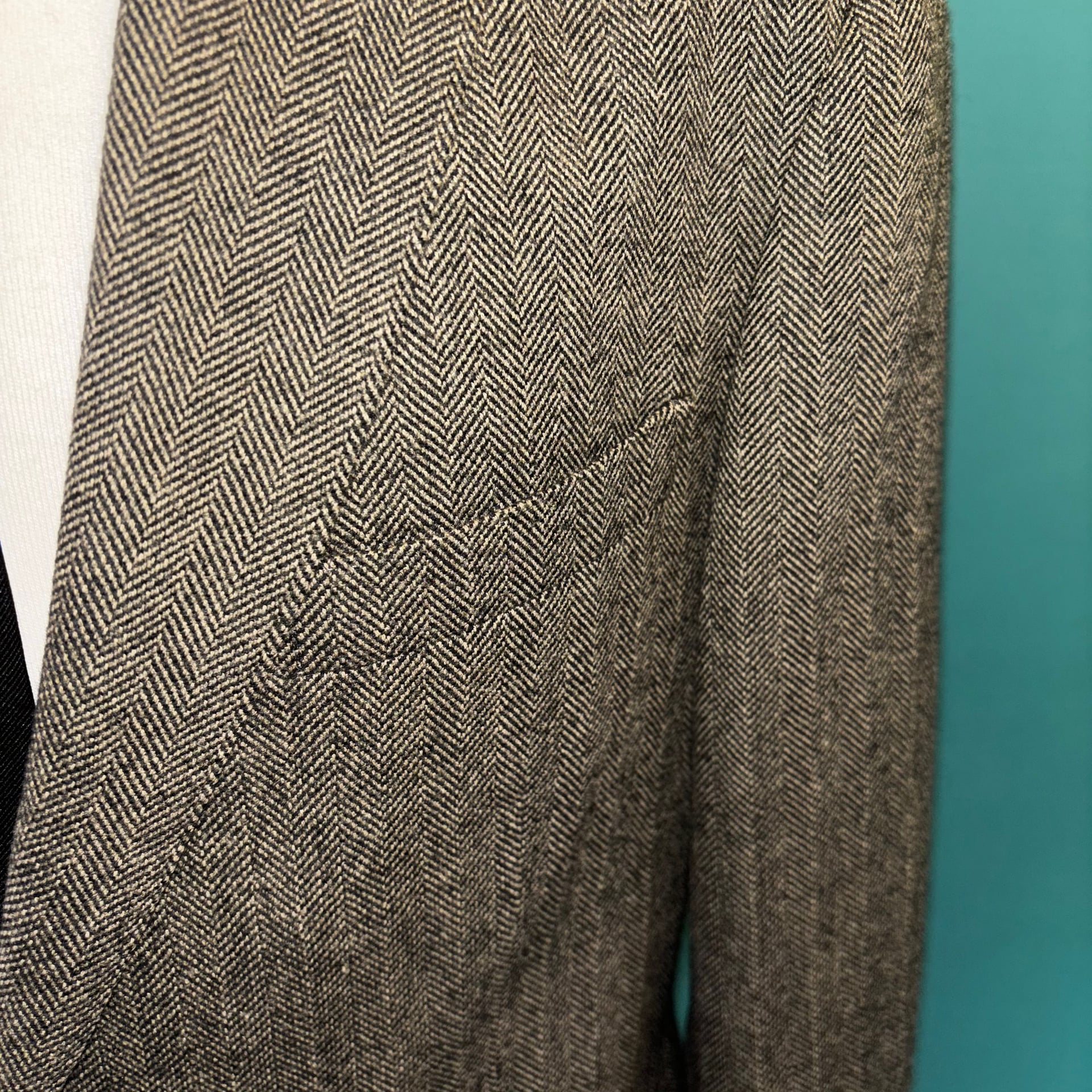 Hart Shaffner Marx 100% Pure Wool Brown Herringbone Blazer Sport Coat 42 R 2