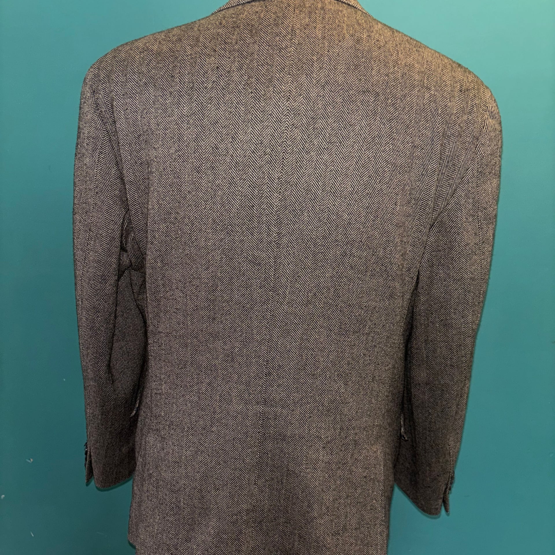 Hart Shaffner Marx 100% Pure Wool Brown Herringbone Blazer Sport Coat 42 R 8