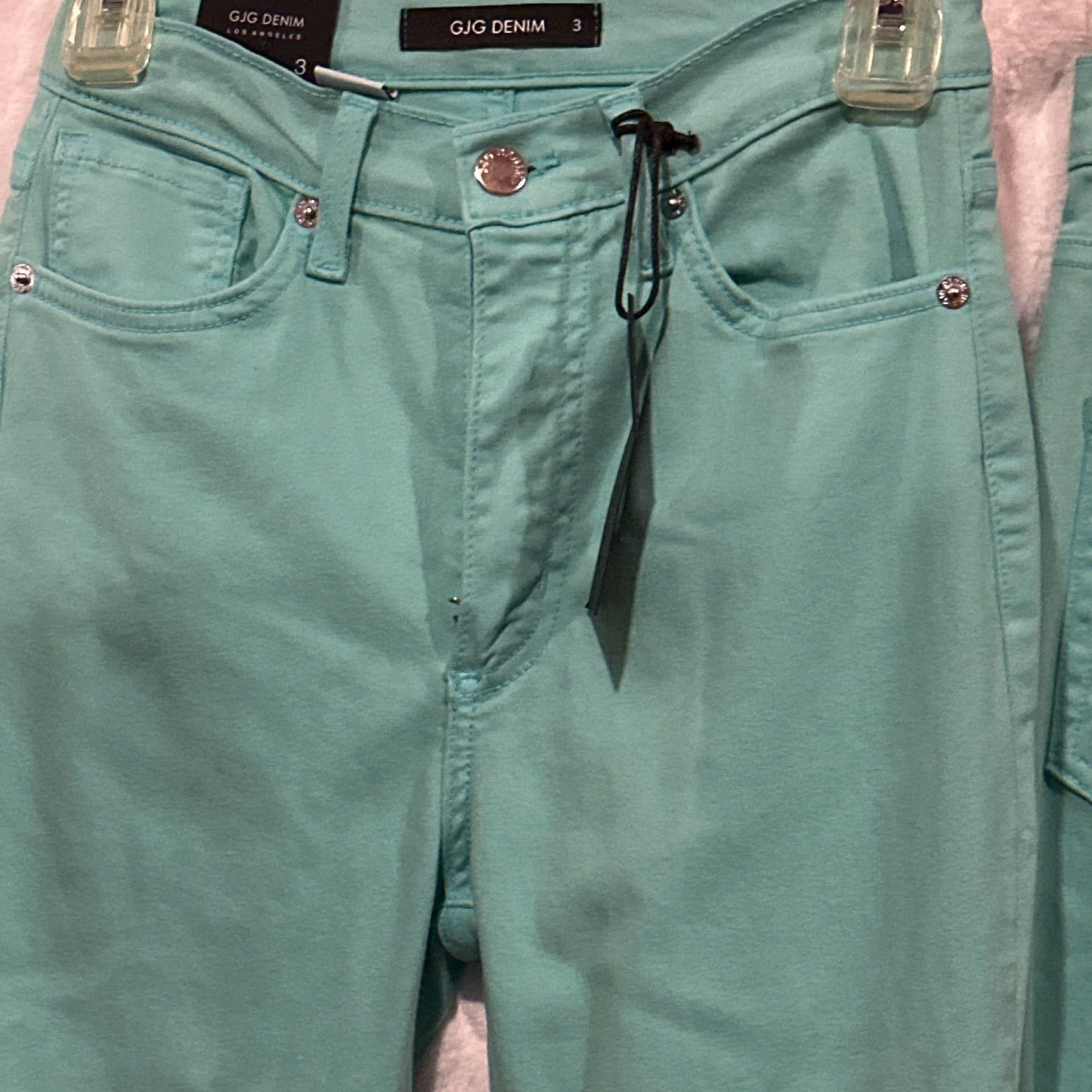 Product thumbnail 3