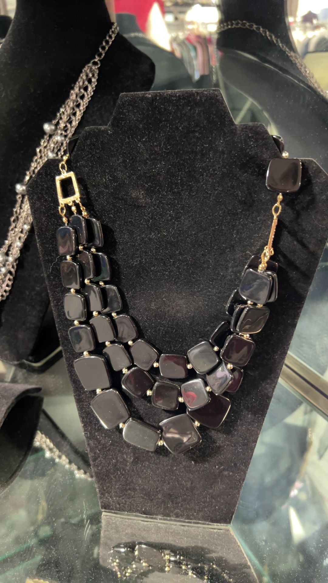 Vintage Napier Jet Collection Black Lucite and Gold Tone Statement Necklace 2