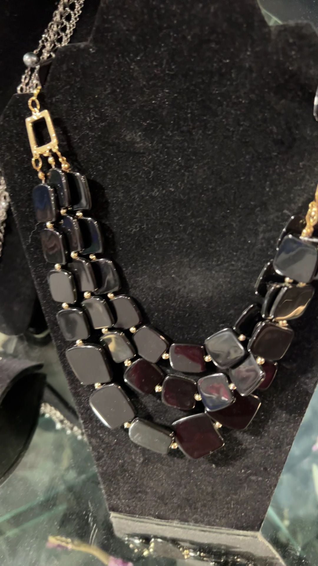 Vintage Napier Jet Collection Black Lucite and Gold Tone Statement Necklace 5