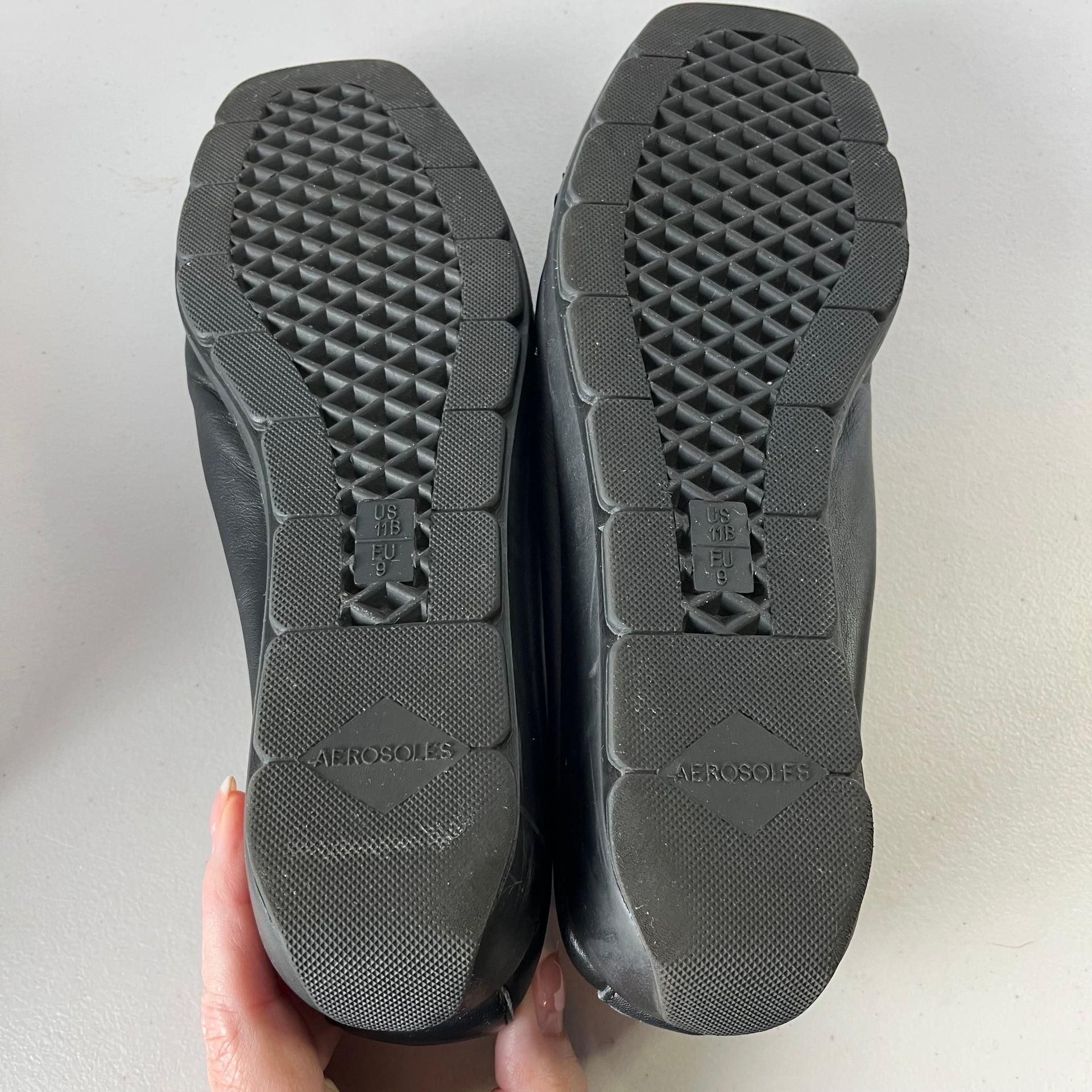 Aerosoles Black Leather Slip On Comfort Loafers Minimalist US 11B 7