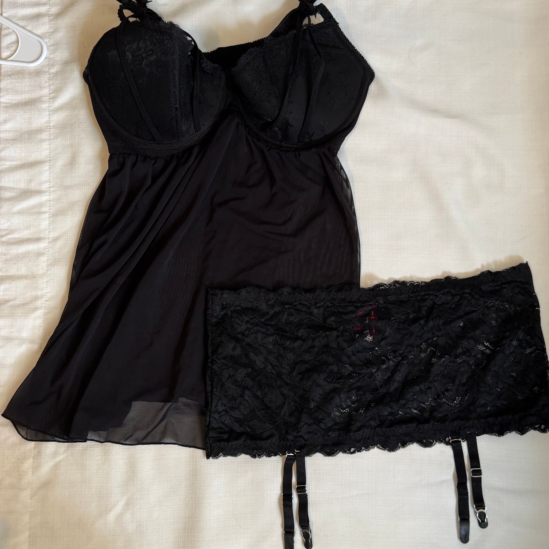 Black Lace and Mesh Underwire Babydoll Lingerie with Lace Garter Belt XXL 1