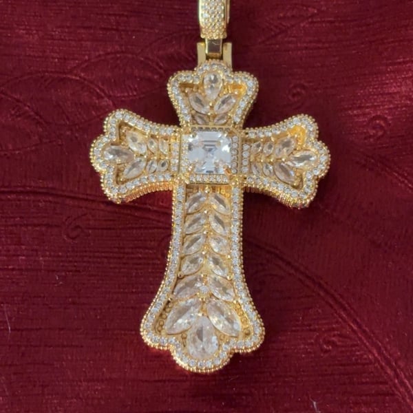 COSTUME JEWELRY CROSS CHARM