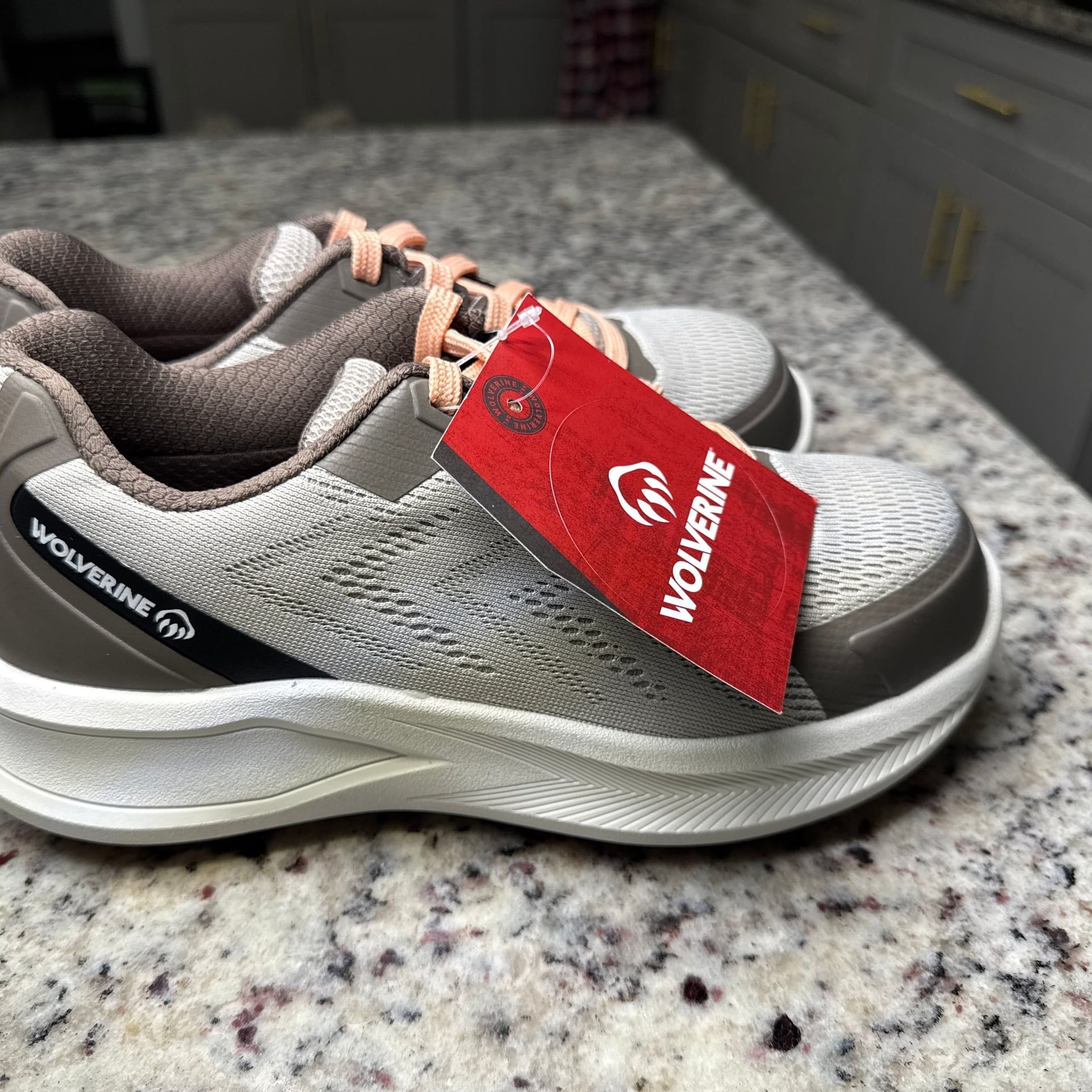 Wolverine Women's Bolt Knit Carbon Toe Work Shoes Cement 3