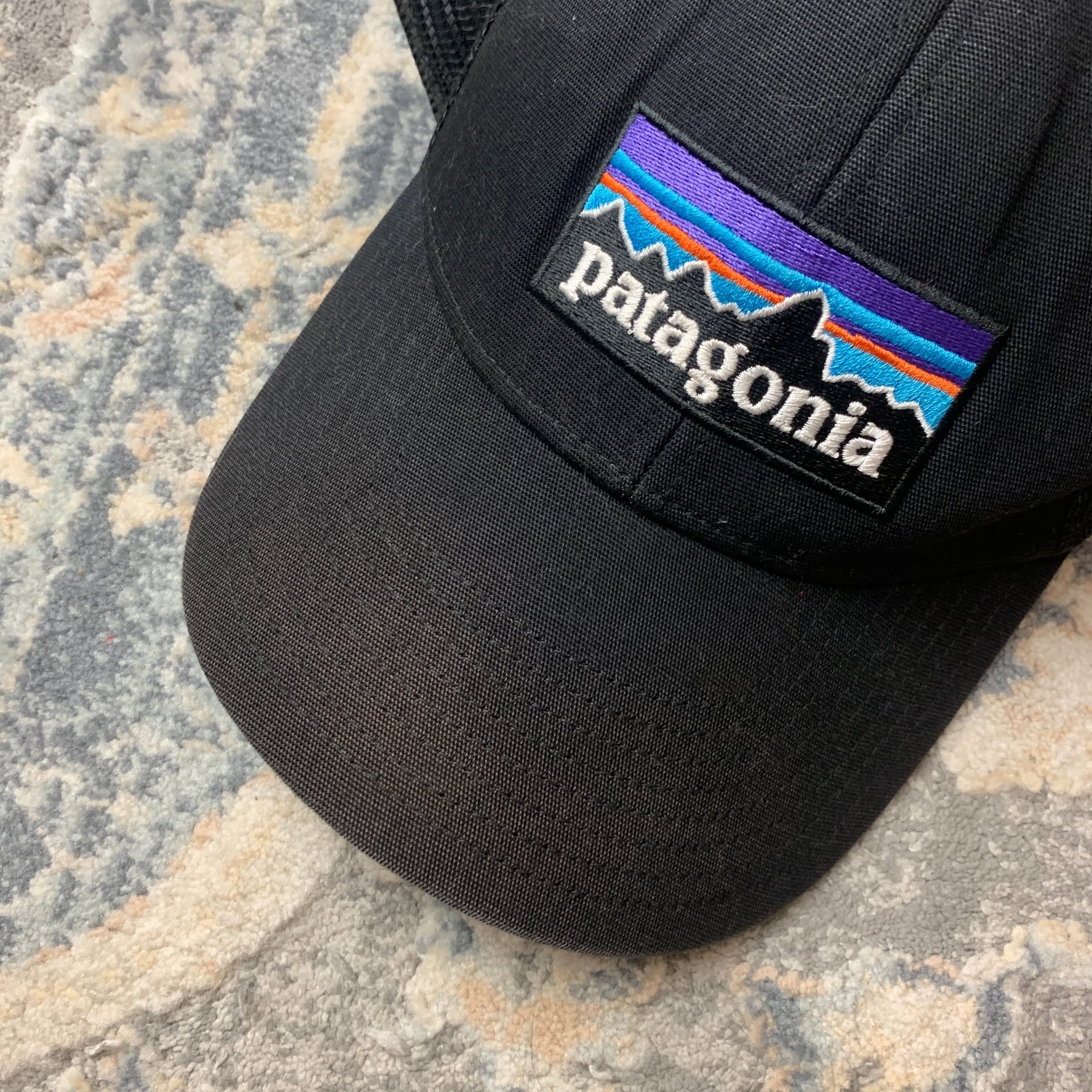 Patagonia P-6 Logo LoPro Trucker Hat Snapback Black Mesh Cap 2