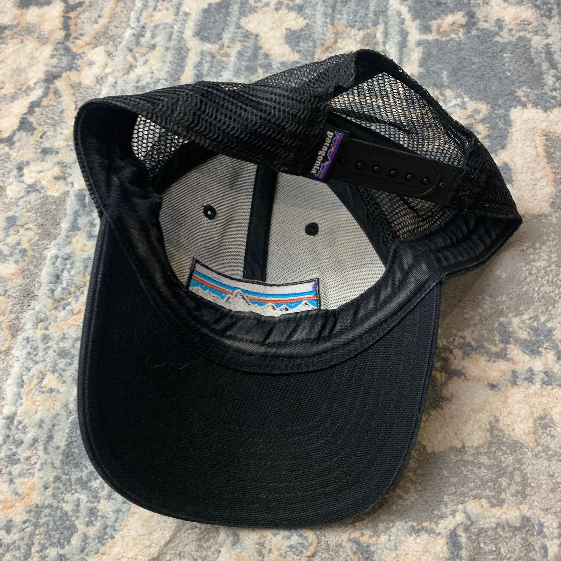 Patagonia P-6 Logo LoPro Trucker Hat Snapback Black Mesh Cap 3