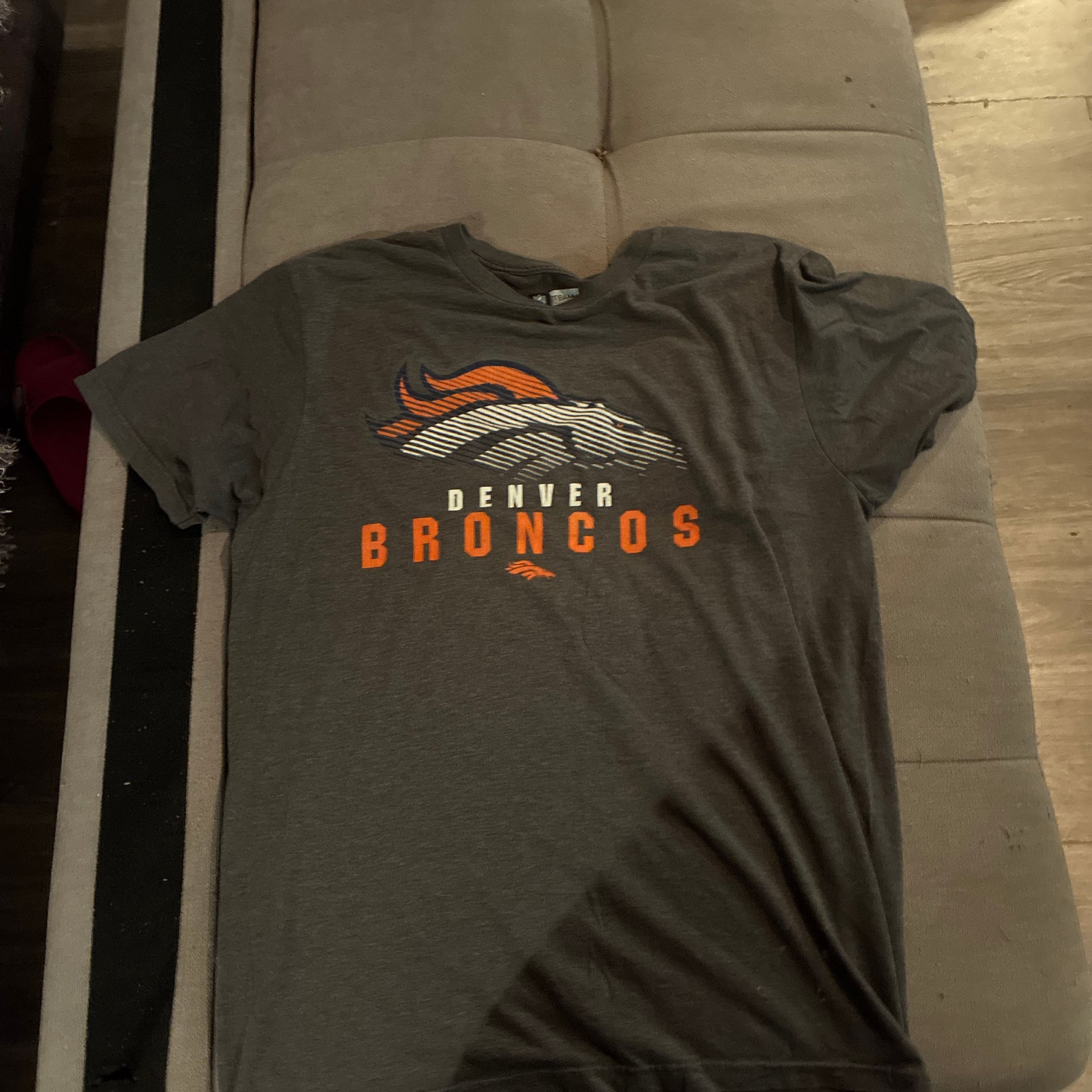 NFL Team Apparel Denver Broncos Men's Heather Gray Graphic T-Shirt 2