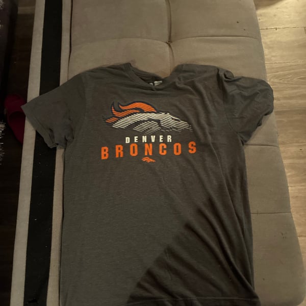 NFL Team Apparel Denver Broncos Men's Heather Gray Graphic T-Shirt