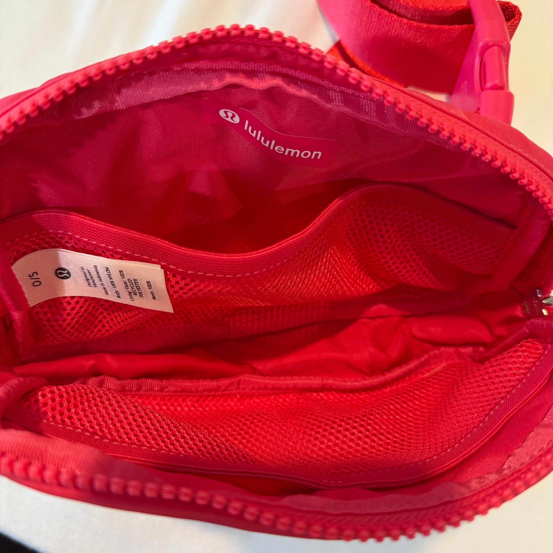 lululemon Everywhere Belt Bag 1L 4