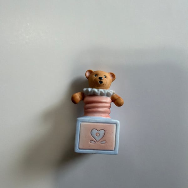 Vintage Inarco Animated Teddy Bear in Alphabet Block Music Box