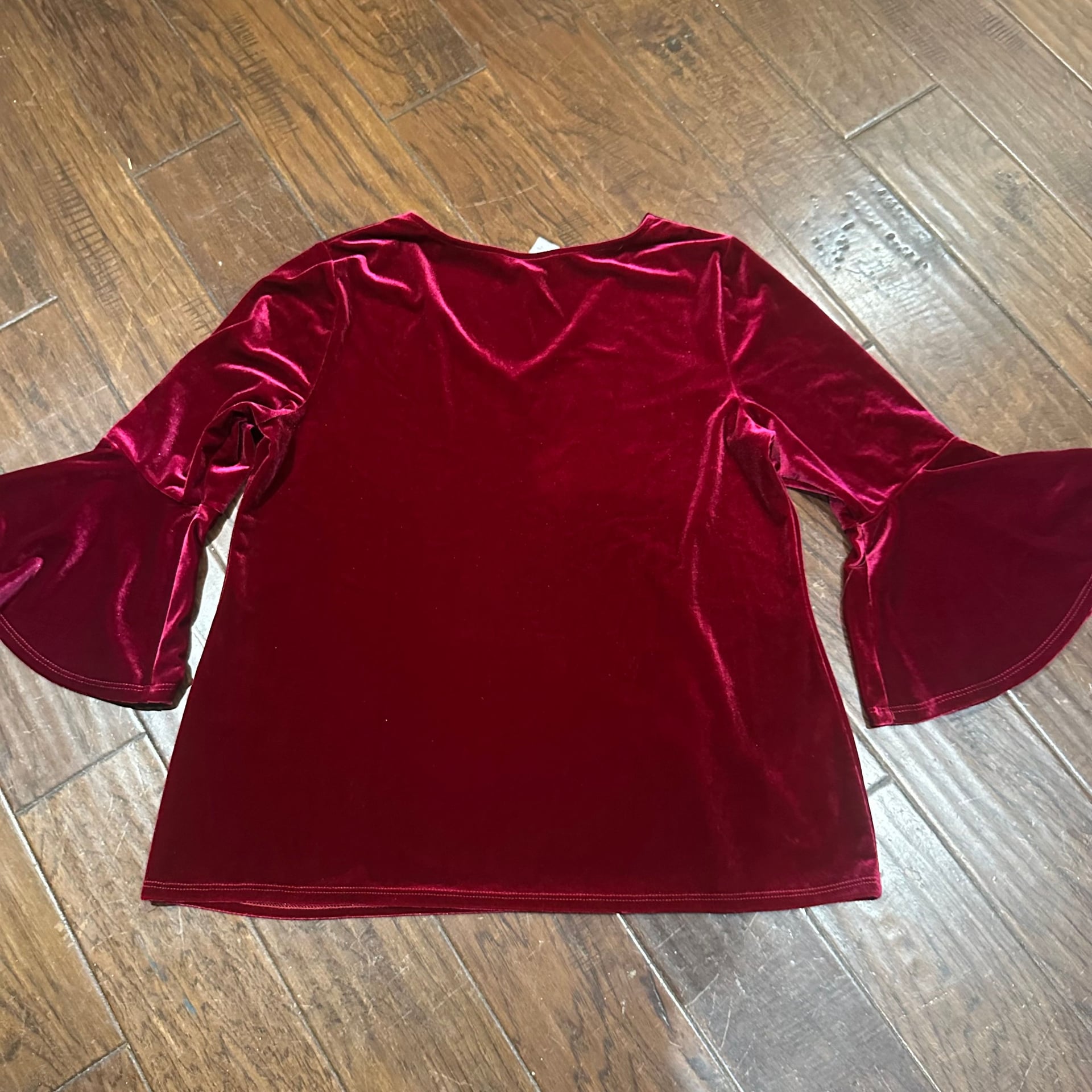 MSK Red Velvet V-Neck Bell Sleeve Blouse Top 5
