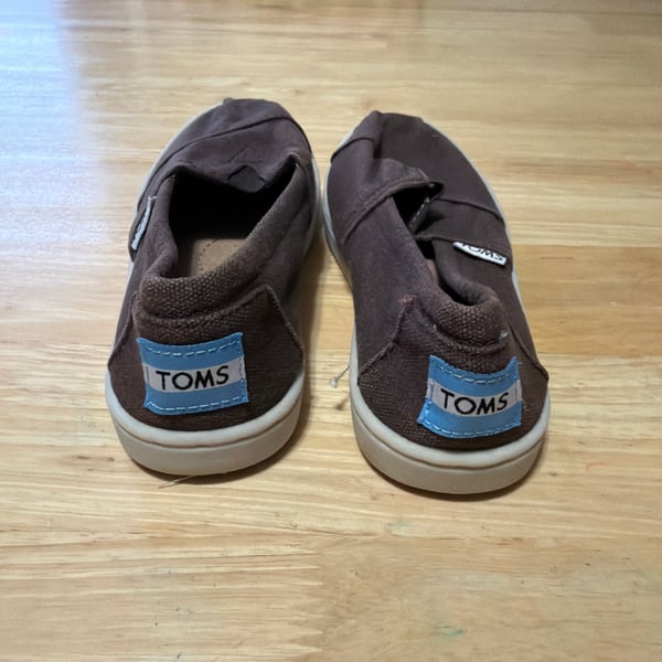 TOMS Youth Alpargata Classic Slip-On Shoes in Ash Canvas Youth 13