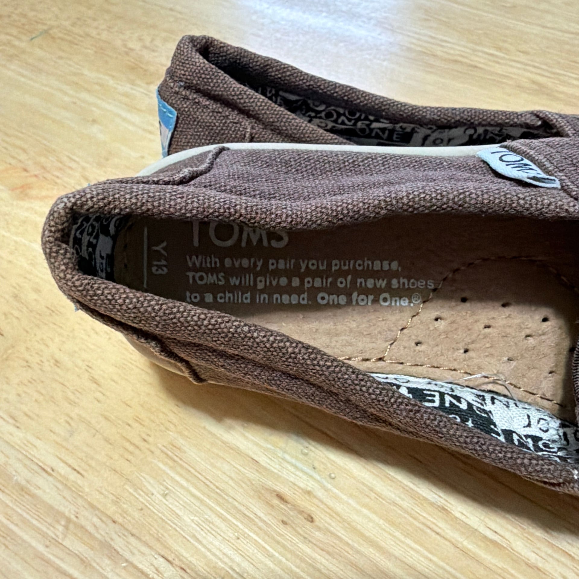 TOMS Youth Alpargata Classic Slip-On Shoes in Ash Canvas Youth 13 3