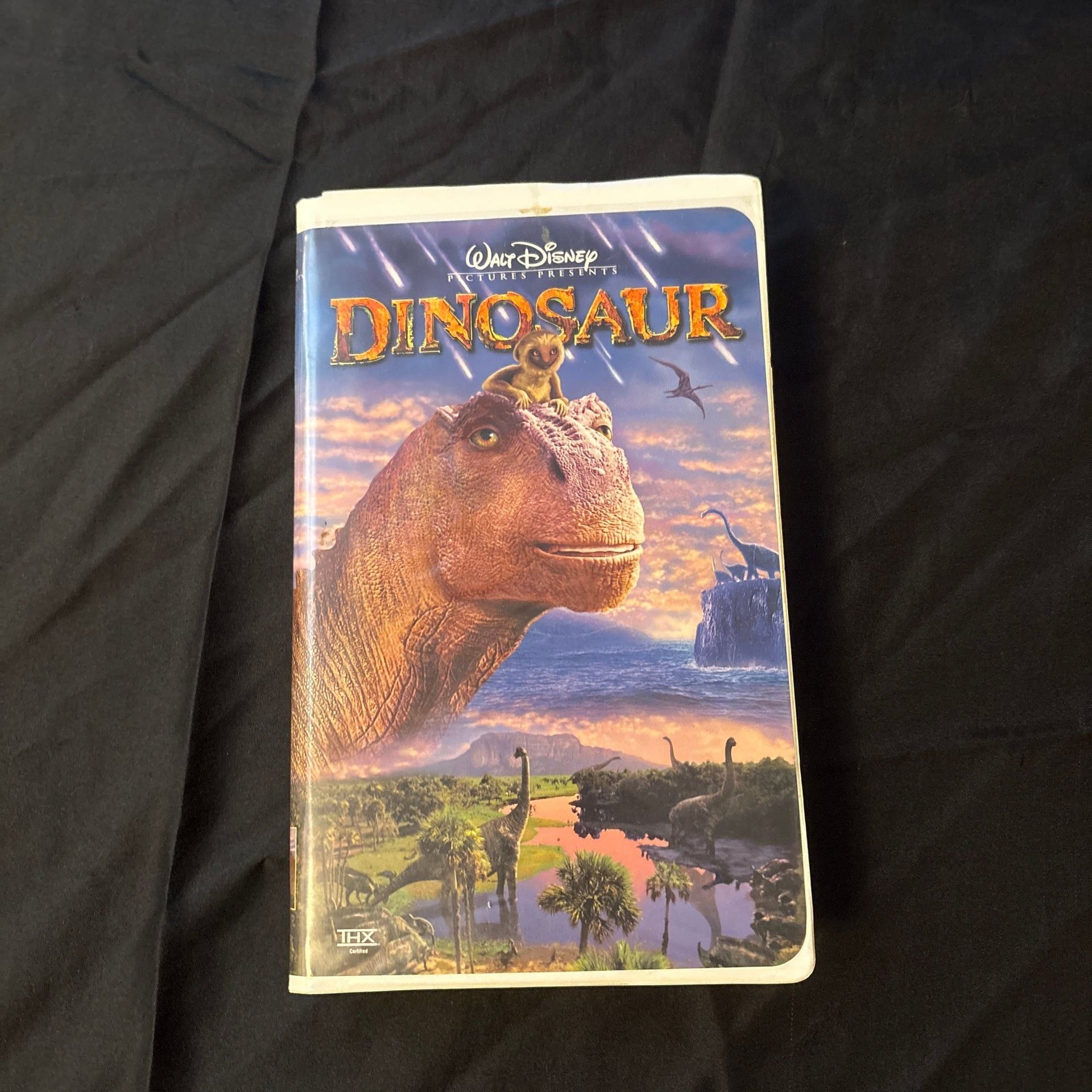 Walt Disney's Dinosaur (VHS, 2001) Clamshell Case 1