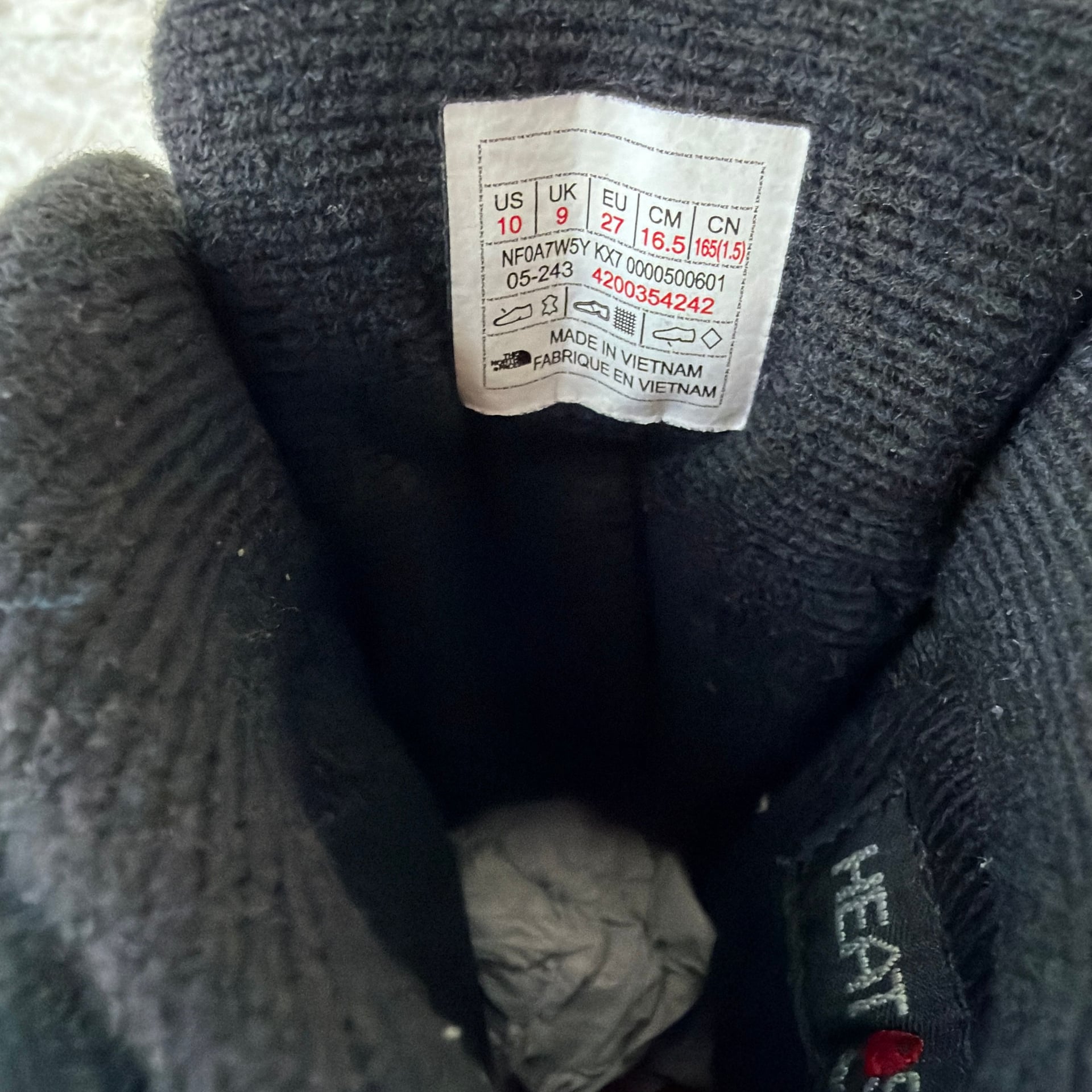 The North Face Youth Chilkat V Lace Waterproof Winter Boots Black 4