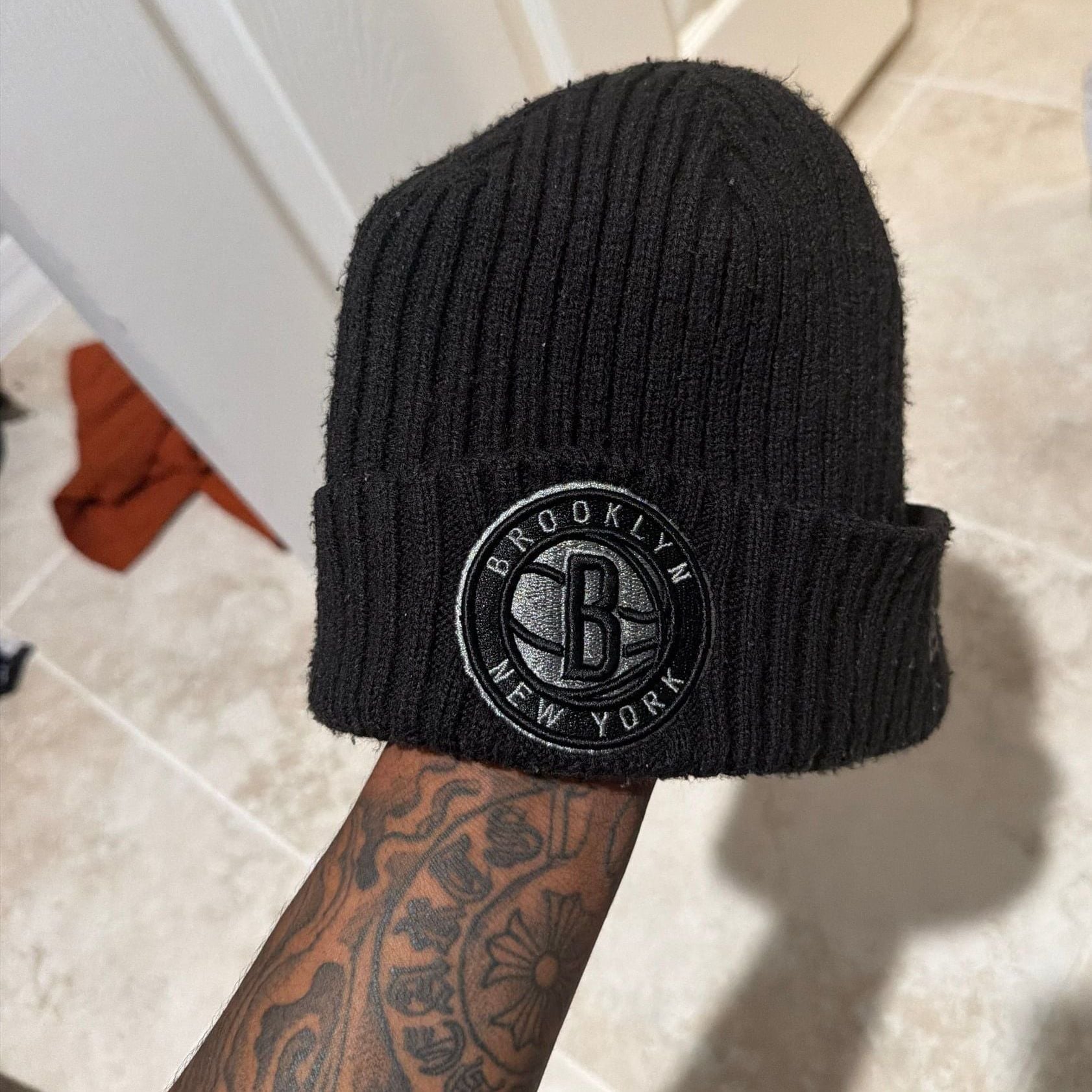 New Era Brooklyn Nets Core Classic Cuffed Beanie Hat Black 1