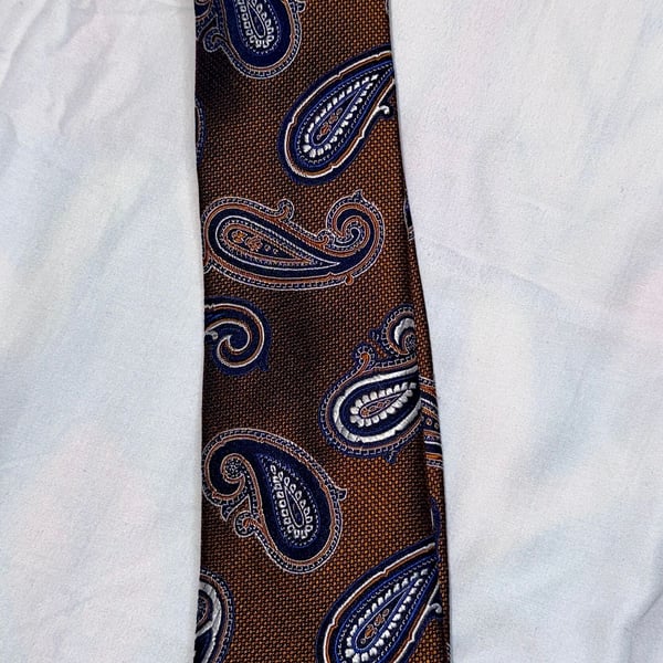 Jos A Bank Silk Tie Men Amber Paisley Heritage Collection Jacquard