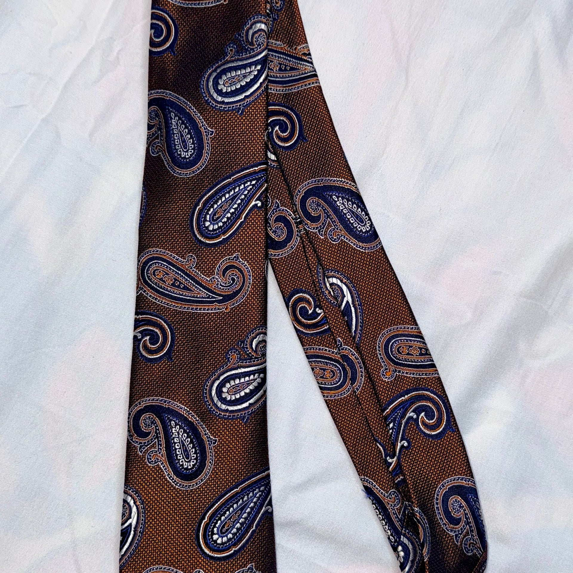 Jos A Bank Silk Tie Men Amber Paisley Heritage Collection Jacquard 2
