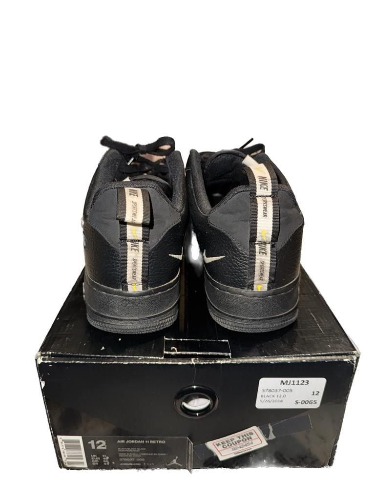 Nike Air Force 1 '07 LV8 Overbranding Utility Black White 7