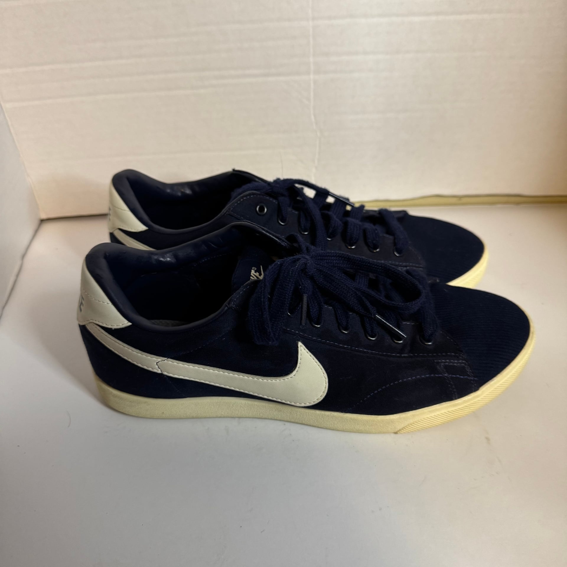 Nike SB Blazer Sail Size 9 of young people 6