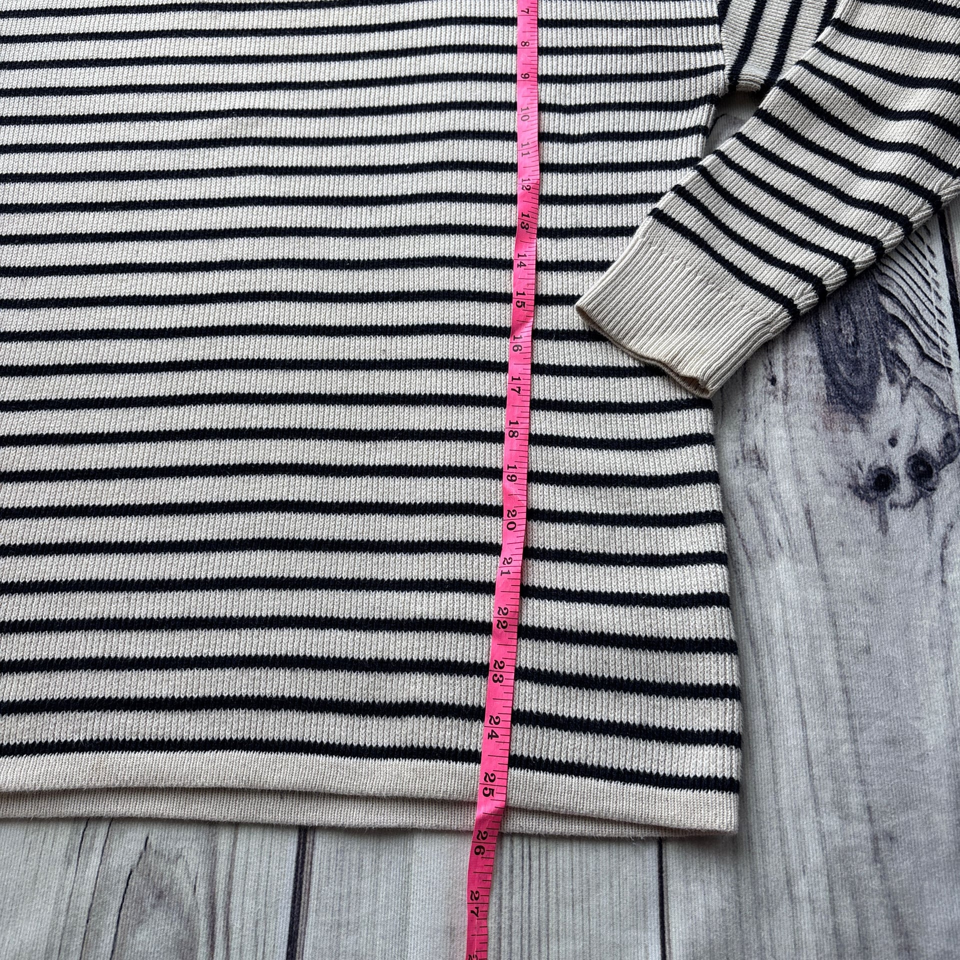 Cream & Navy Striped Sweater Size M Preppy Button Detail H&M 100% Cotton 3