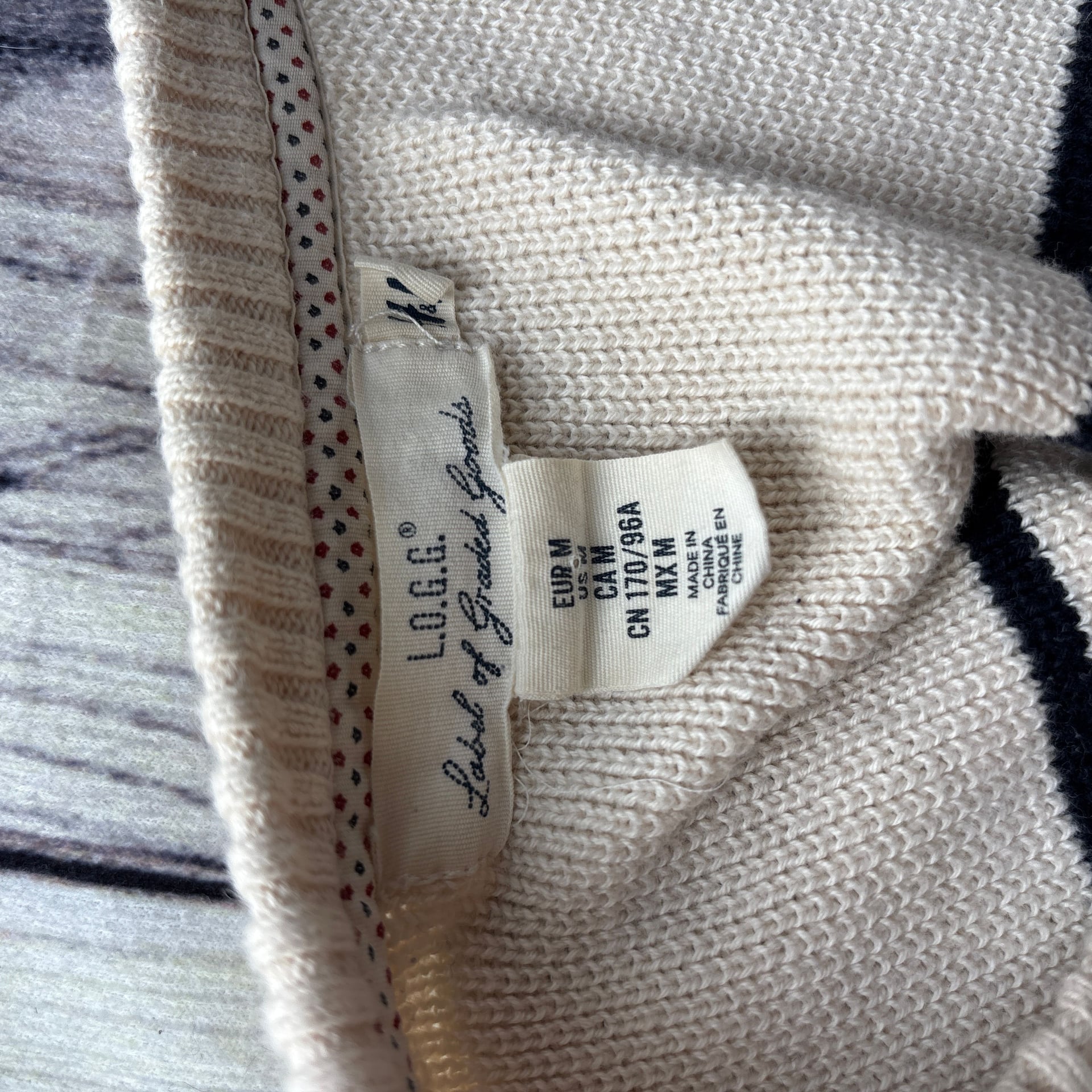 Cream & Navy Striped Sweater Size M Preppy Button Detail H&M 100% Cotton 8