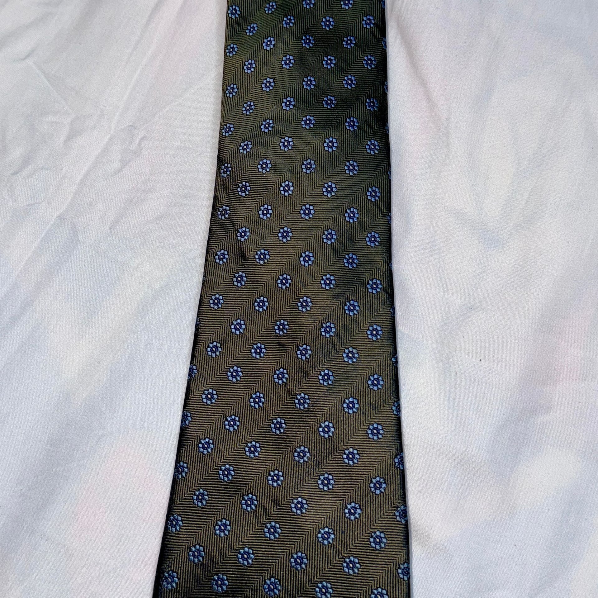 Eagle Navy Blue and Gold Geometric Silk Tie 1