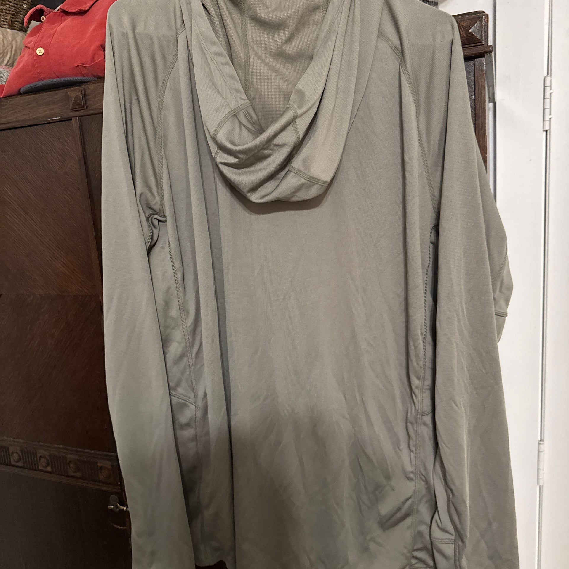 Orvis Men's PRO Sun Hoodie in Grass 4